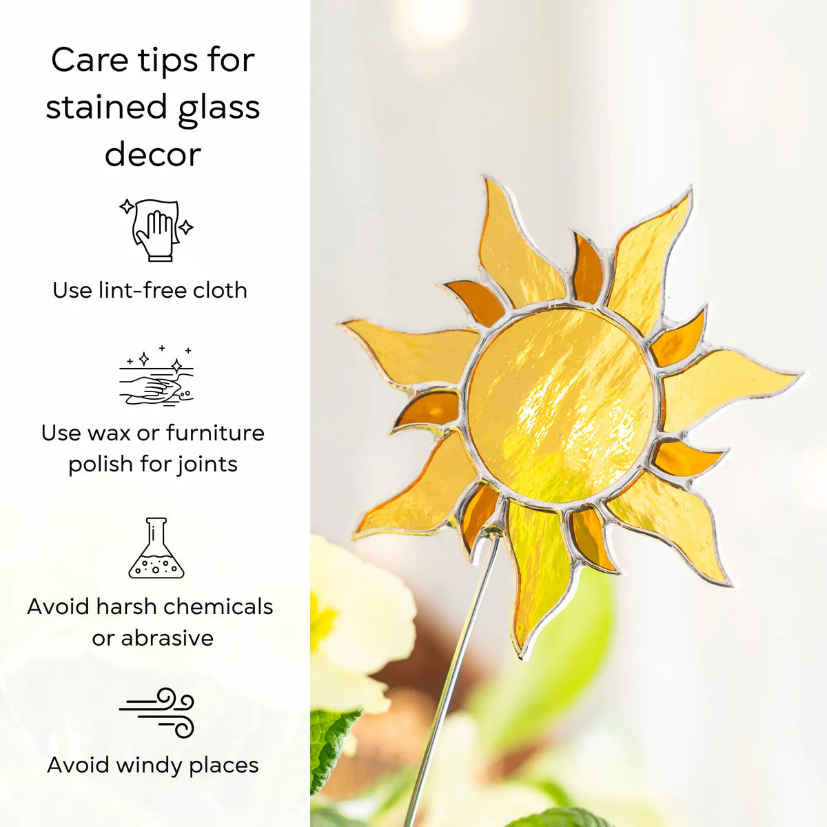 Sol y luna naranja con nubes blancas - Estacas de vitral para plantas