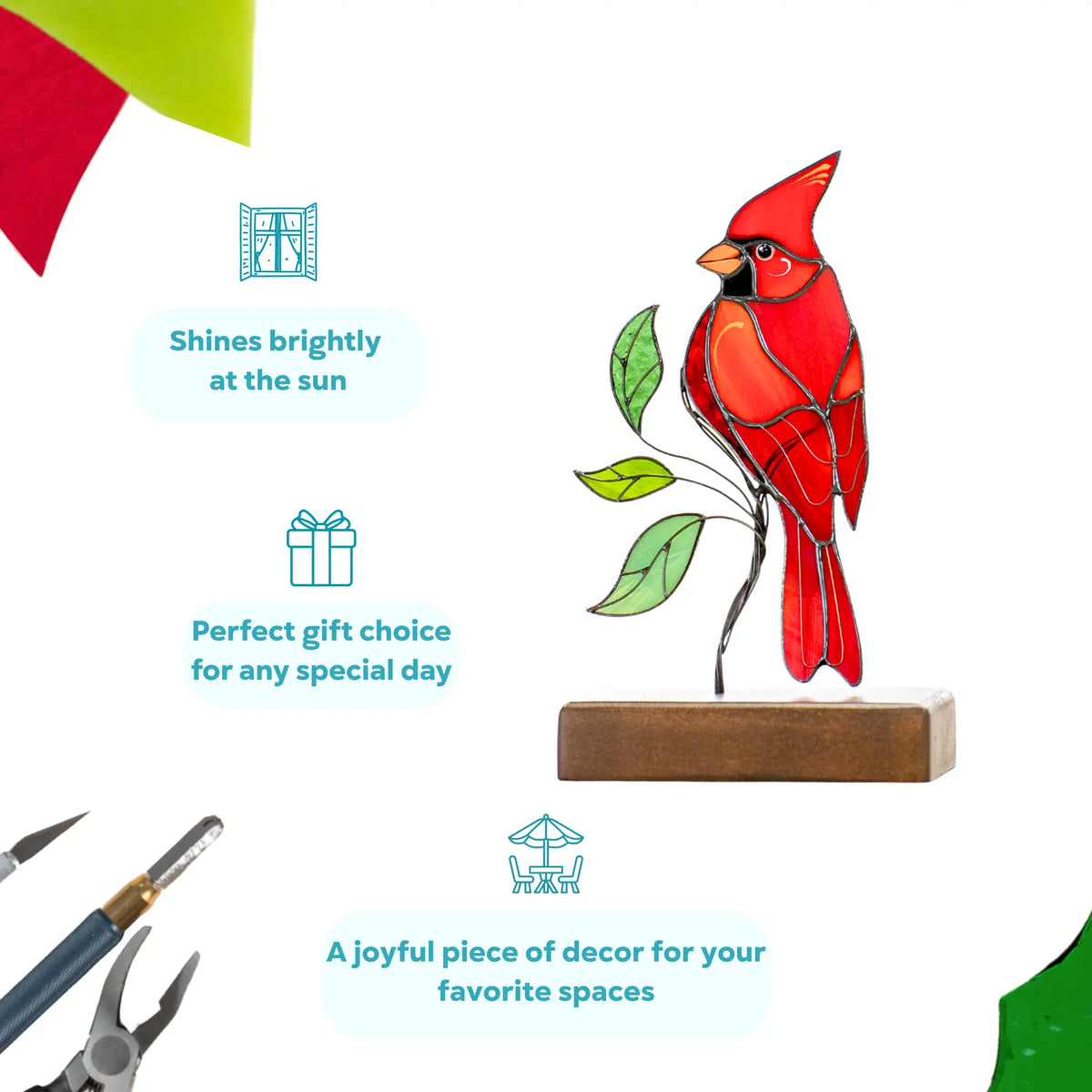 Cardenal sobre base de madera - Atrapasoles de vidrio vitral