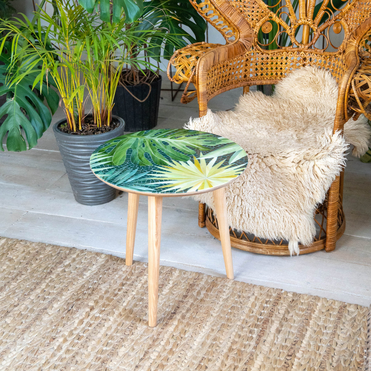 Stained glass mosaic table with monstera leaves pattern
